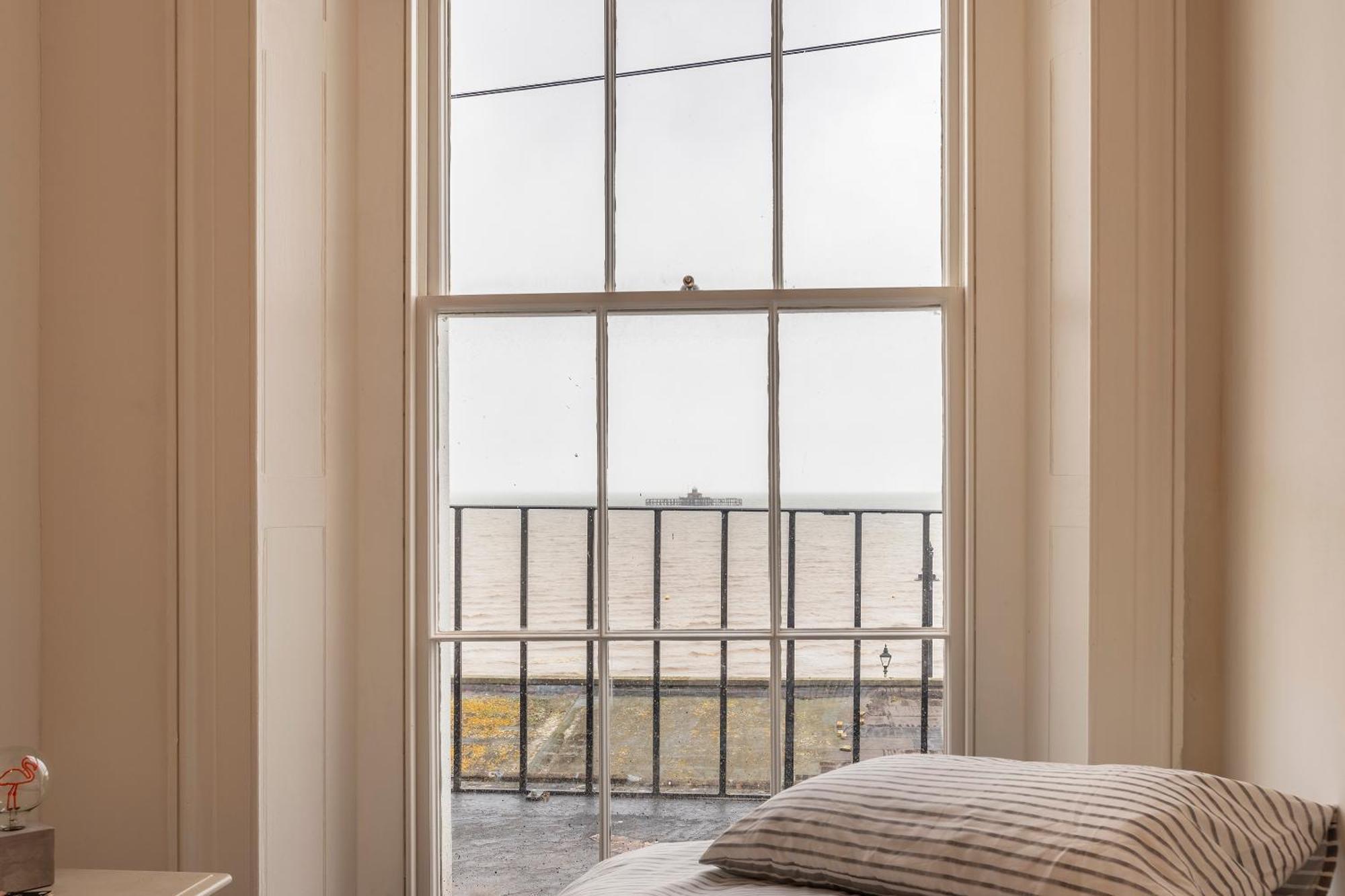 Seaside Serenity: Stylish Sea View Apartments In Herne Bay Eksteriør bilde